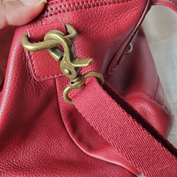 The Sak Red Pebble Leather Crossbody Shoulder Bag - Picture 11 of 12